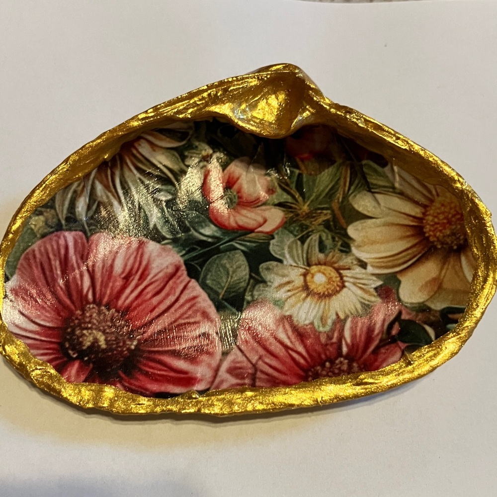 Handcrafted Spring Floral Shell Dish 4 inch Gold Metallic Decoupage